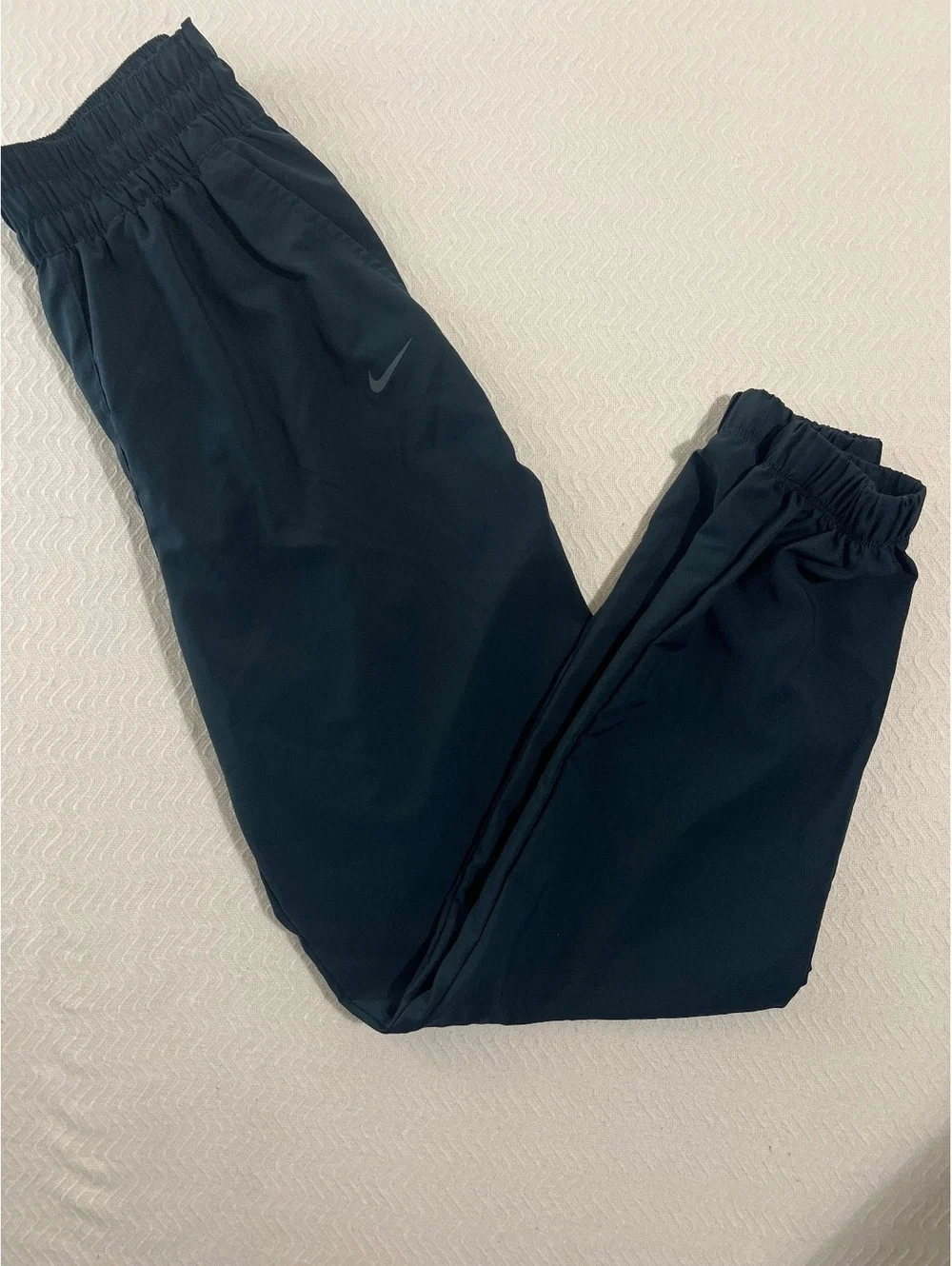 Nike One Dri-FIT Lightweight Polyester Jogger Pants XS
